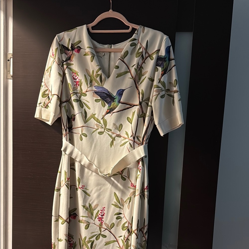 Ted Baker Elegant Cream Floral Dress Sz 4